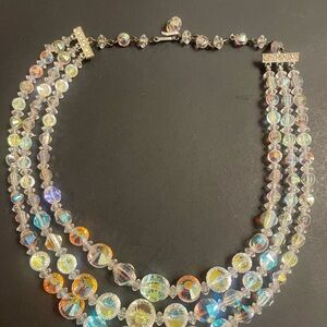 Elegant Multicolor Beaded Necklace